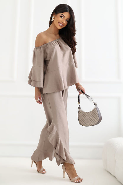  L`ensemble model 229573 Rue Paris 