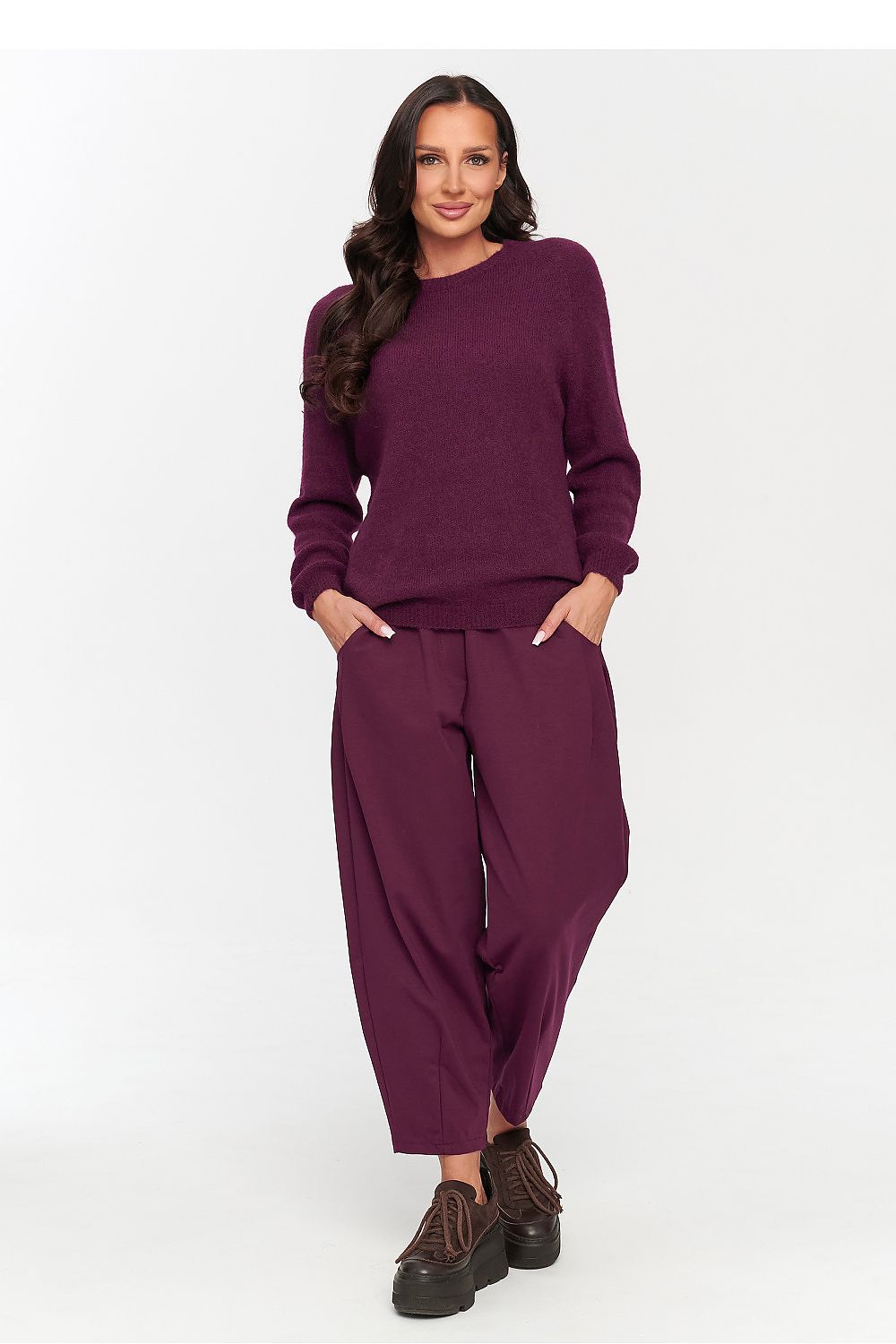  Pantalon femme model 230862 Makadamia 