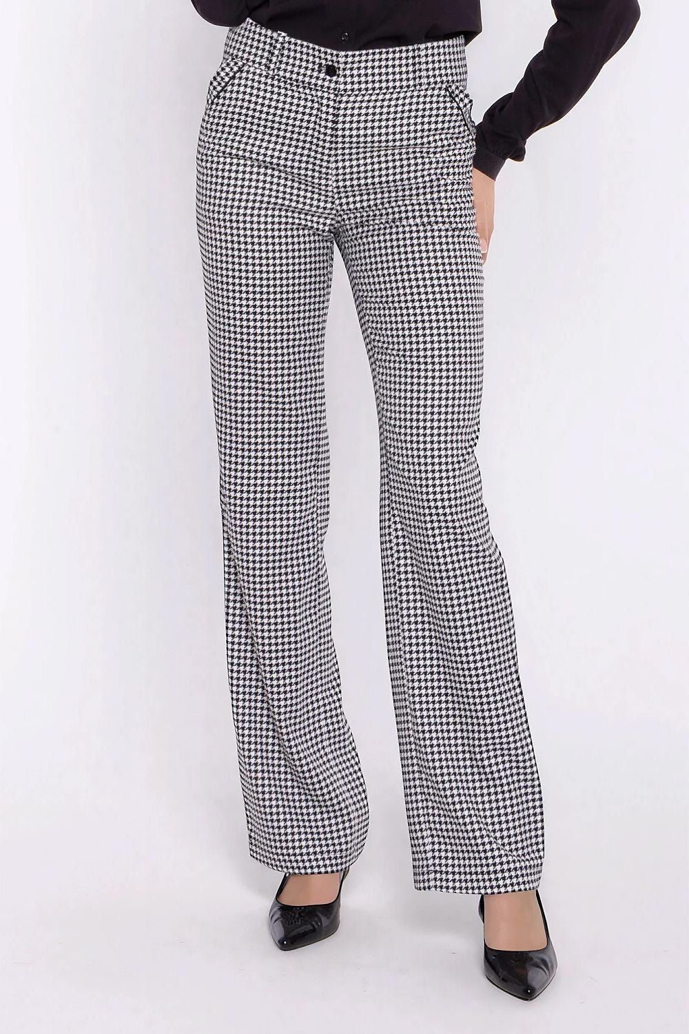  Pantalon femme model 231674 Nife 