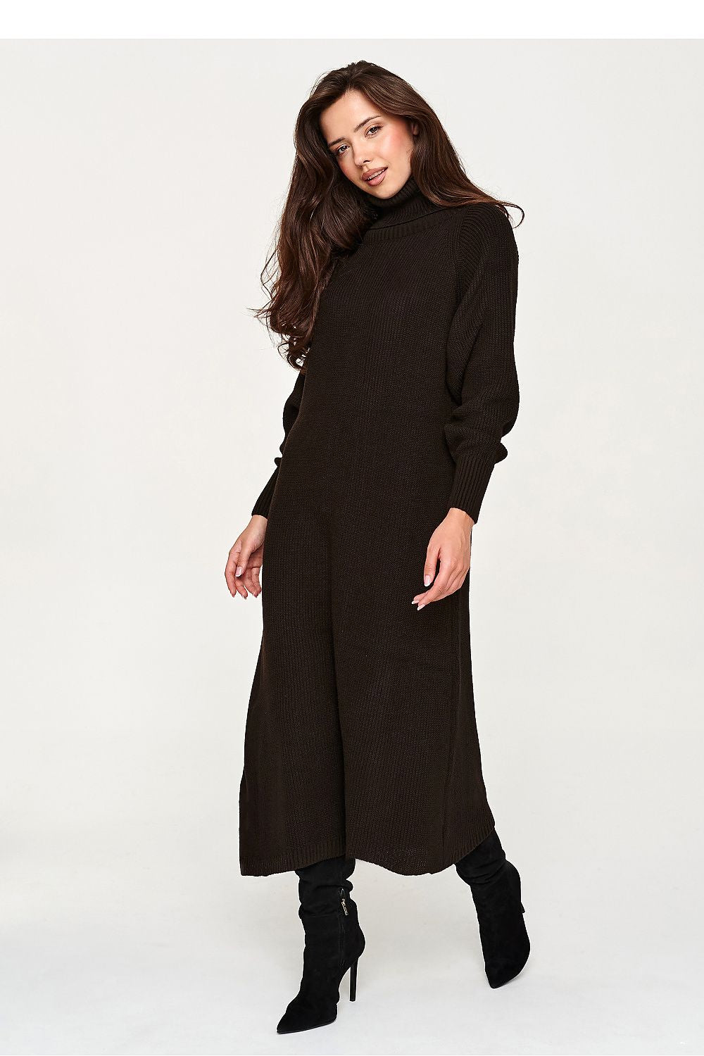  Robe de jour model 231971 Makadamia 