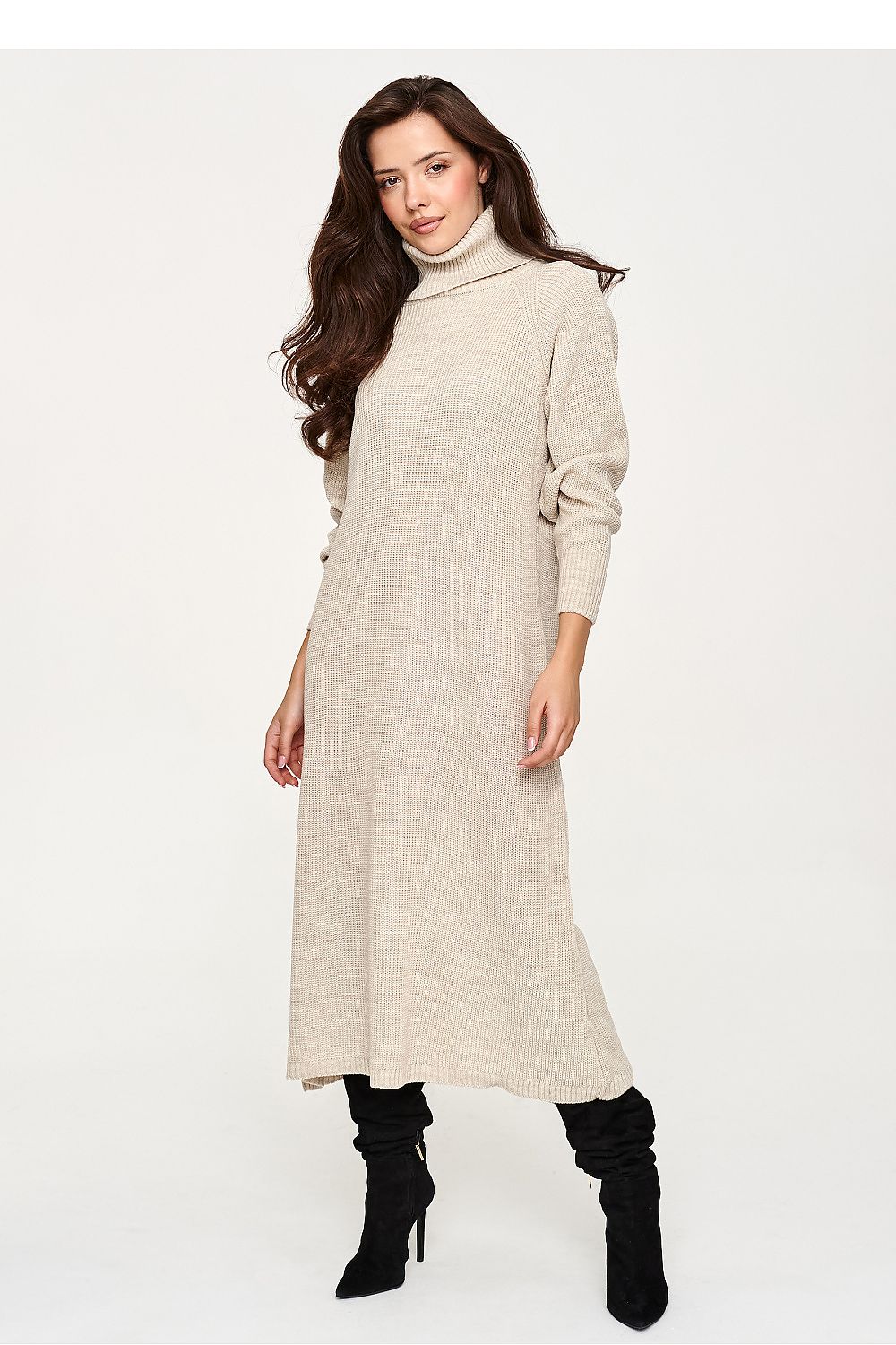  Robe de jour model 231973 Makadamia 