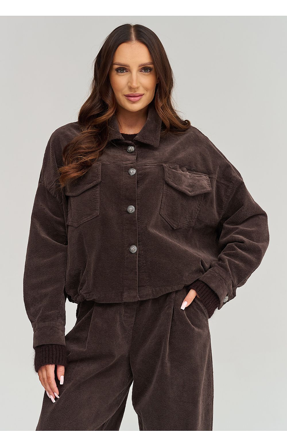  Veste en velours côtelé model 232013 Makadamia 