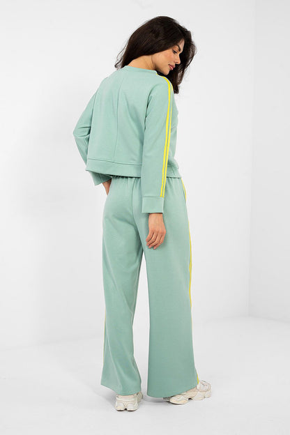  L`ensemble model 232211 Rue Paris 