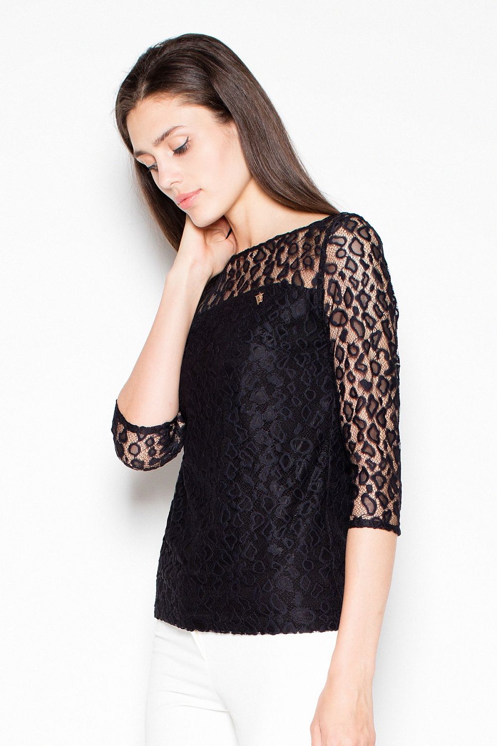 بلوزة موديل 77528 فيناتون