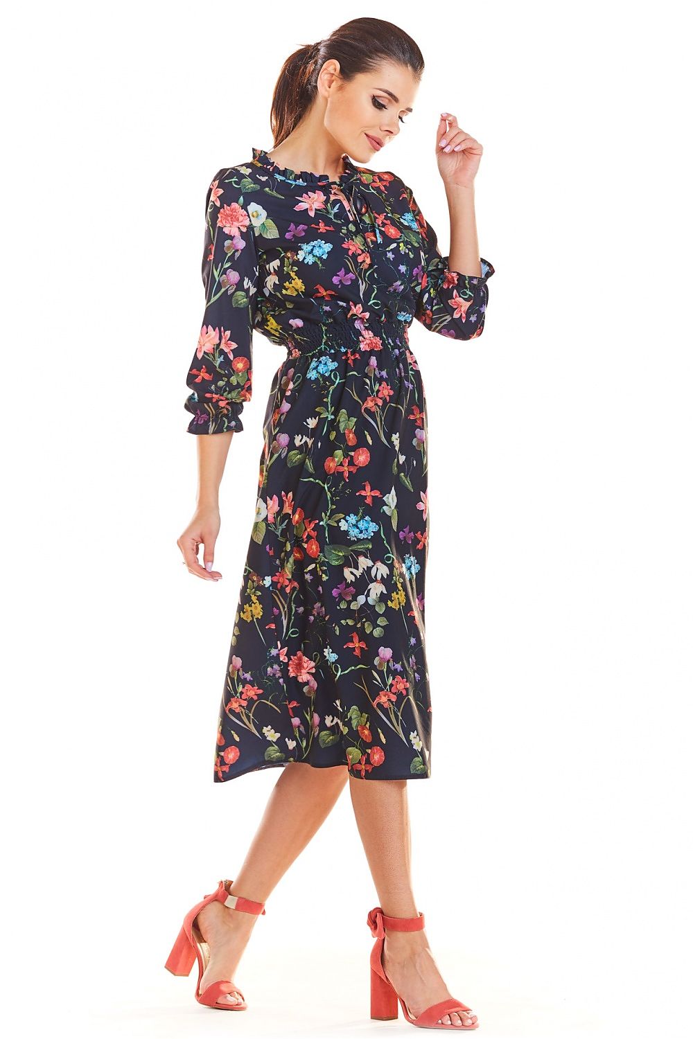 Day dress model 129213 Infinite You