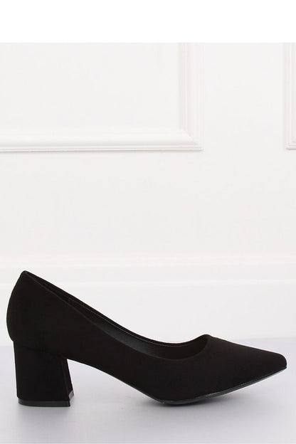 Wide heel pumps model 134283 Inello