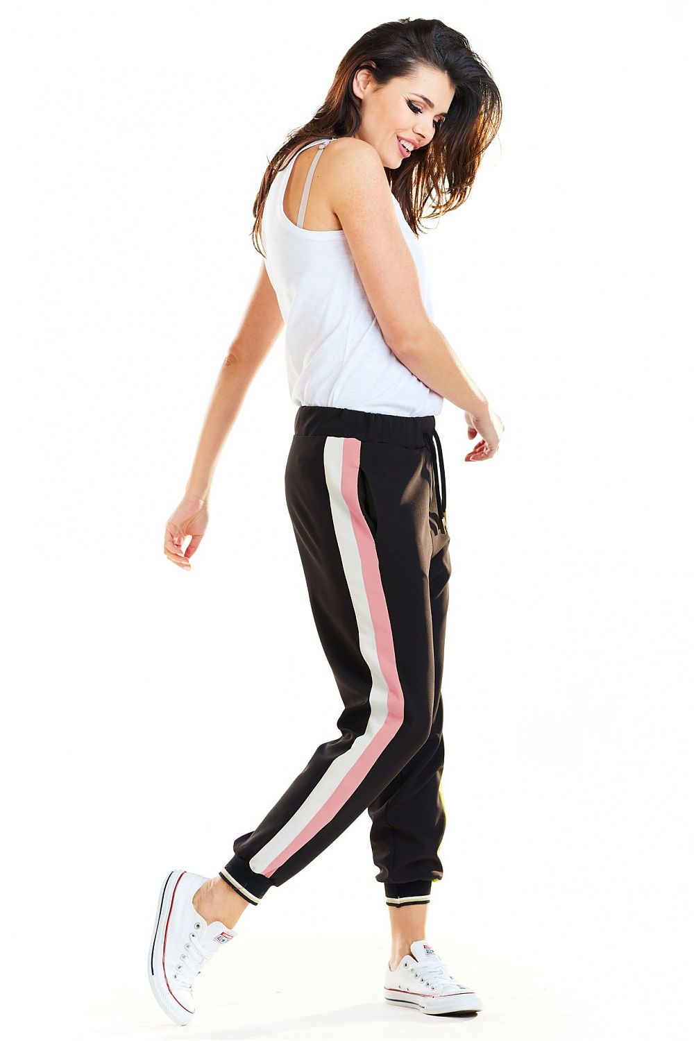  Pantalon survêtement model 139995 awama 