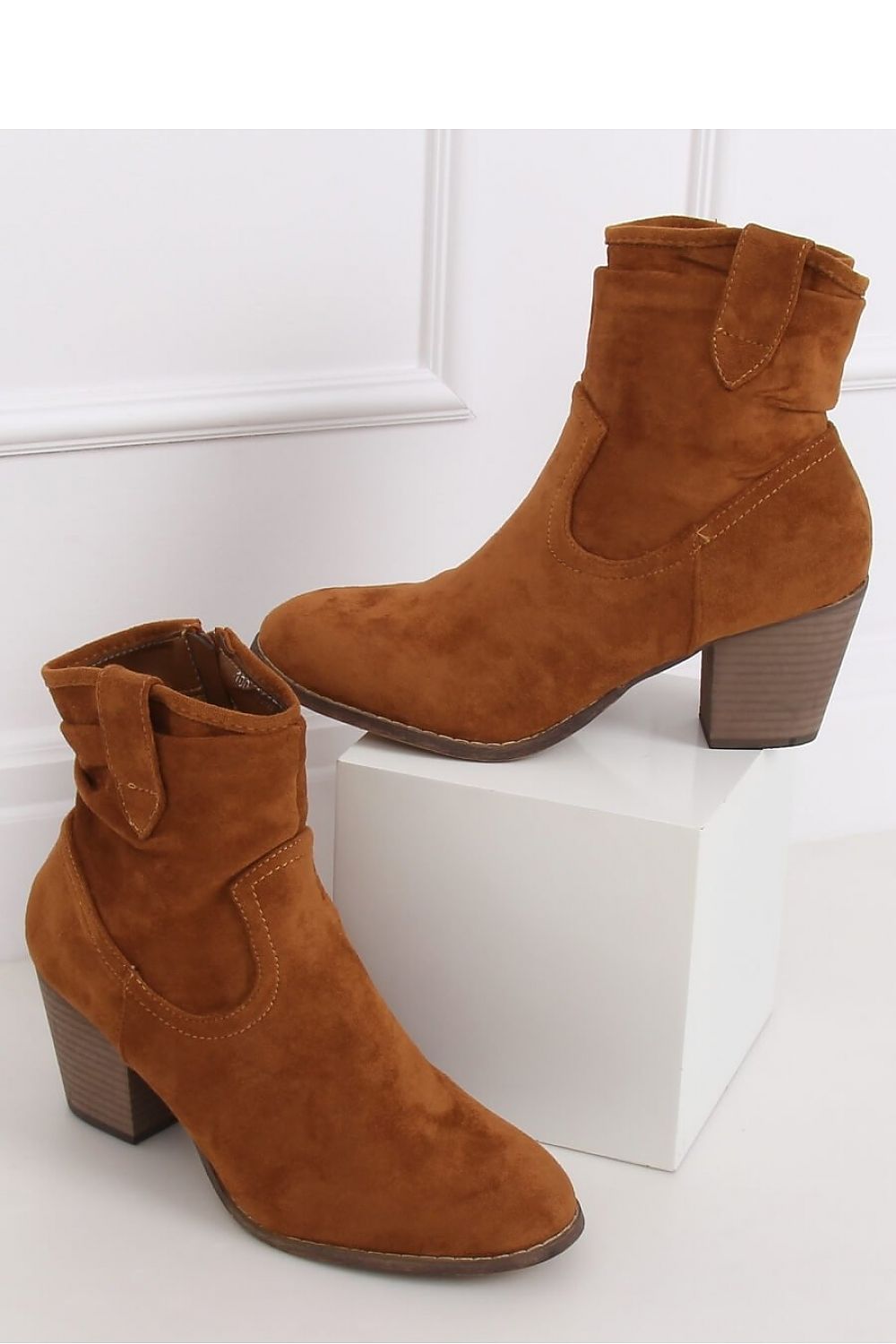 Heeled boots model 146807 Inello