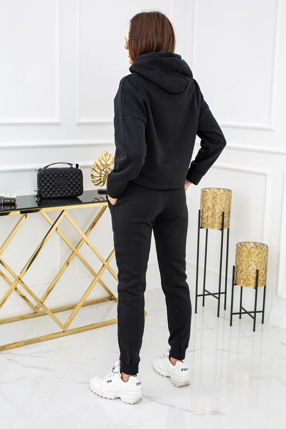 The set model 150452 Vittoria Ventini