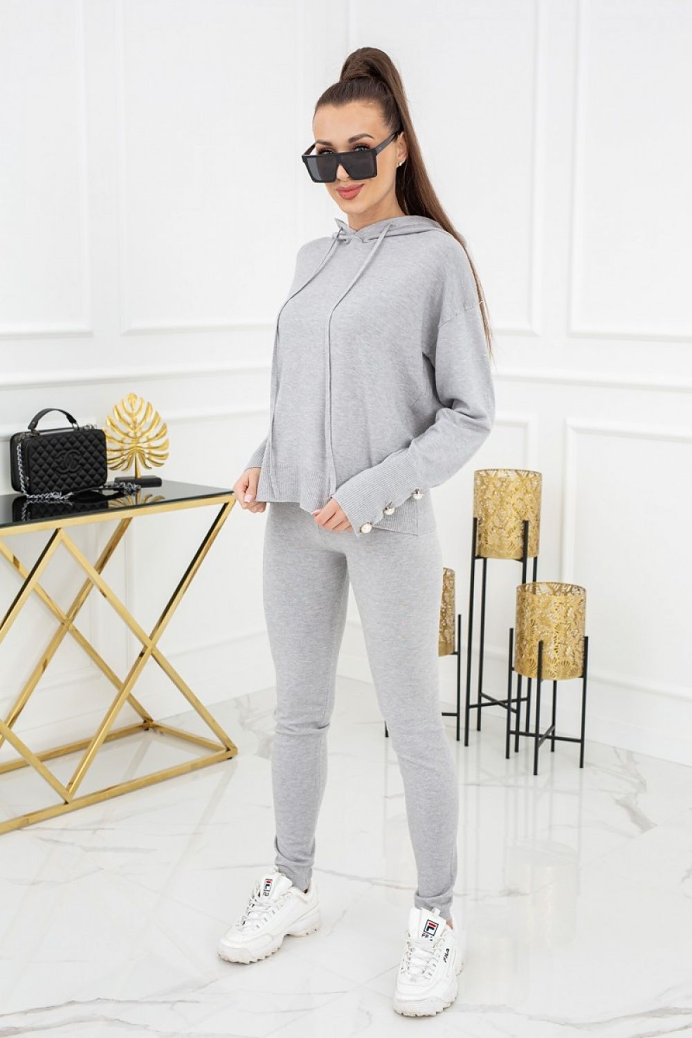The set model 154972 Vittoria Ventini