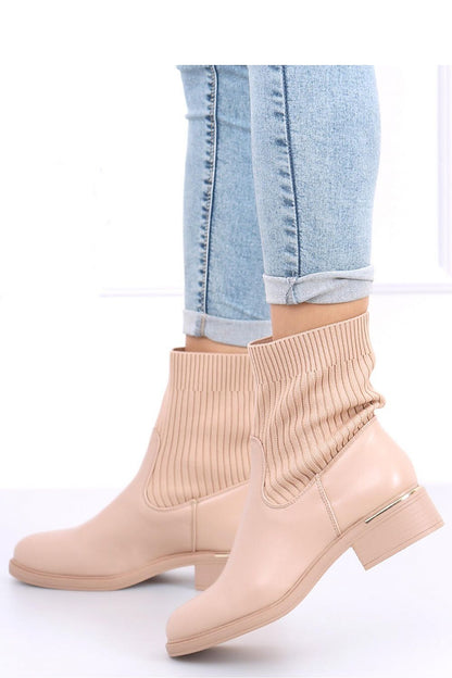 Bottes model 160567 Inello