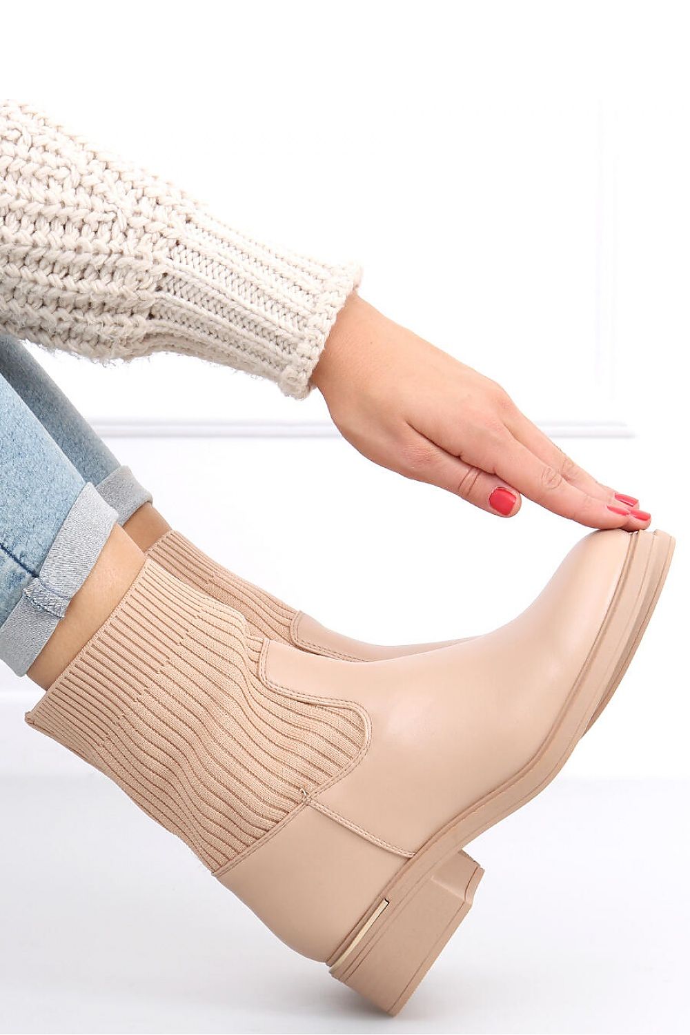 Bottes model 160567 Inello