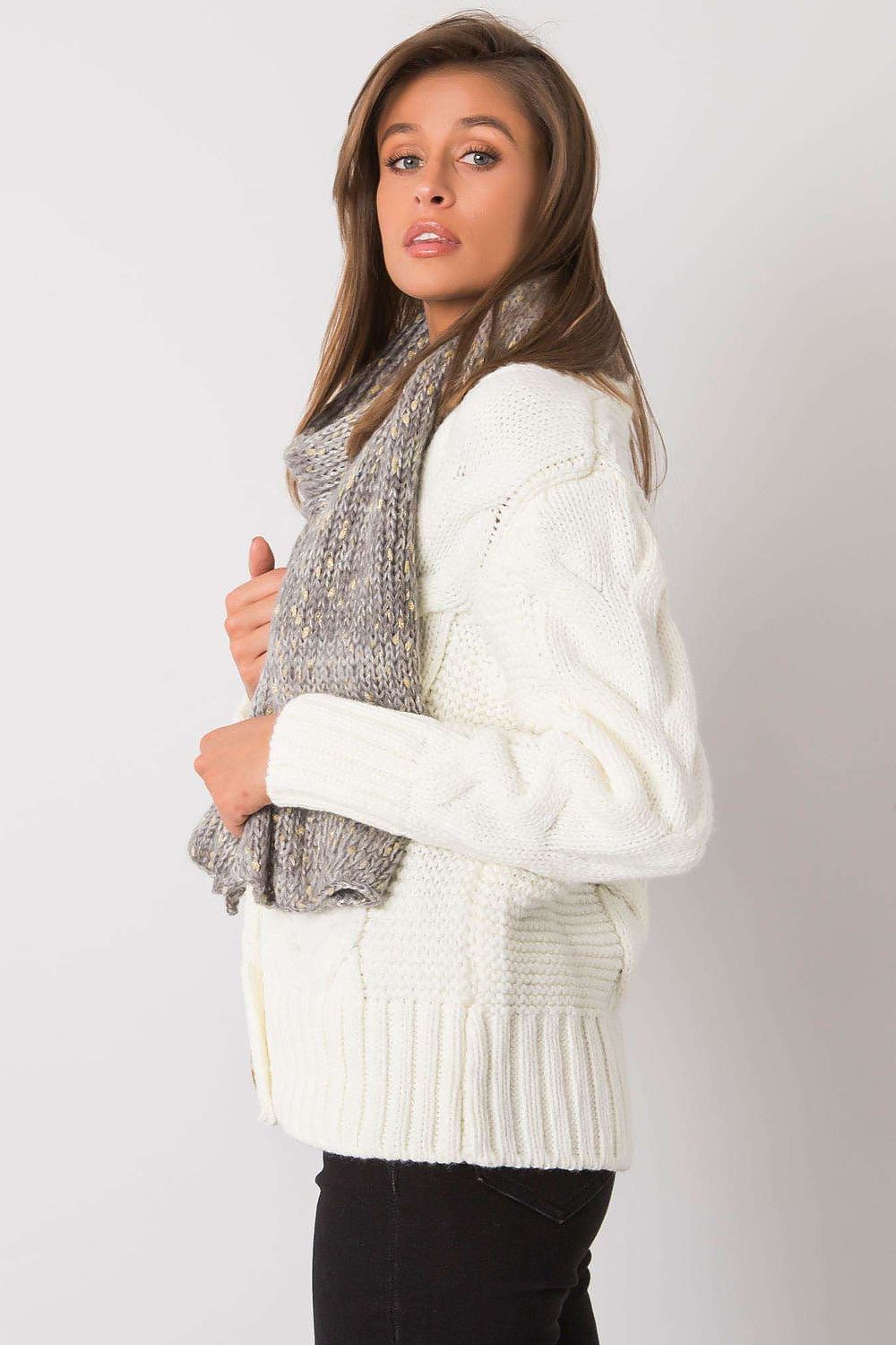  Châle model 161166 AT 