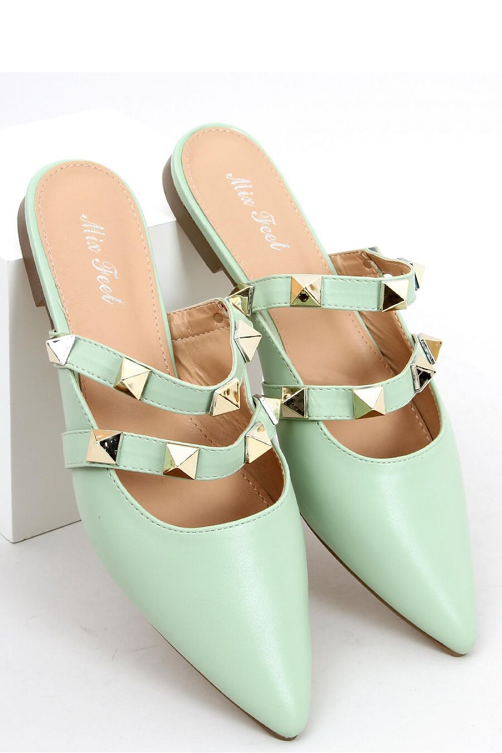 Clacquettes model 164905 Inello