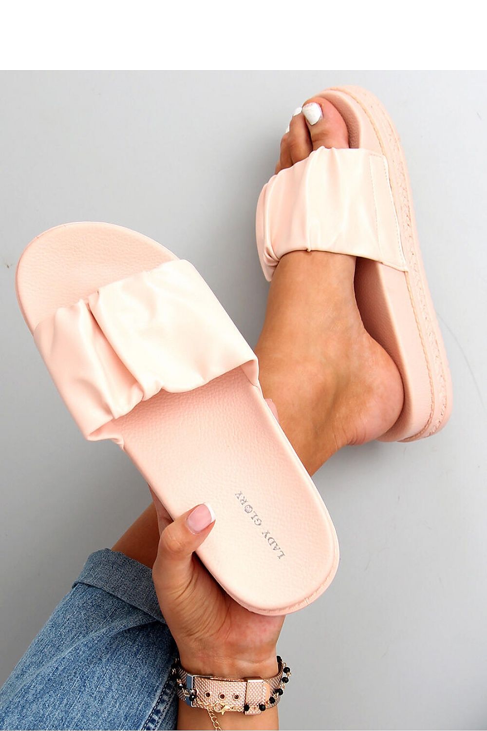  Clacquettes model 165071 Inello 