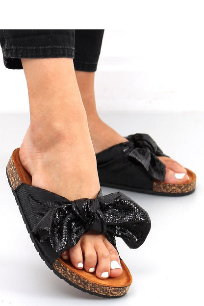 Clacquettes model 165088 Inello