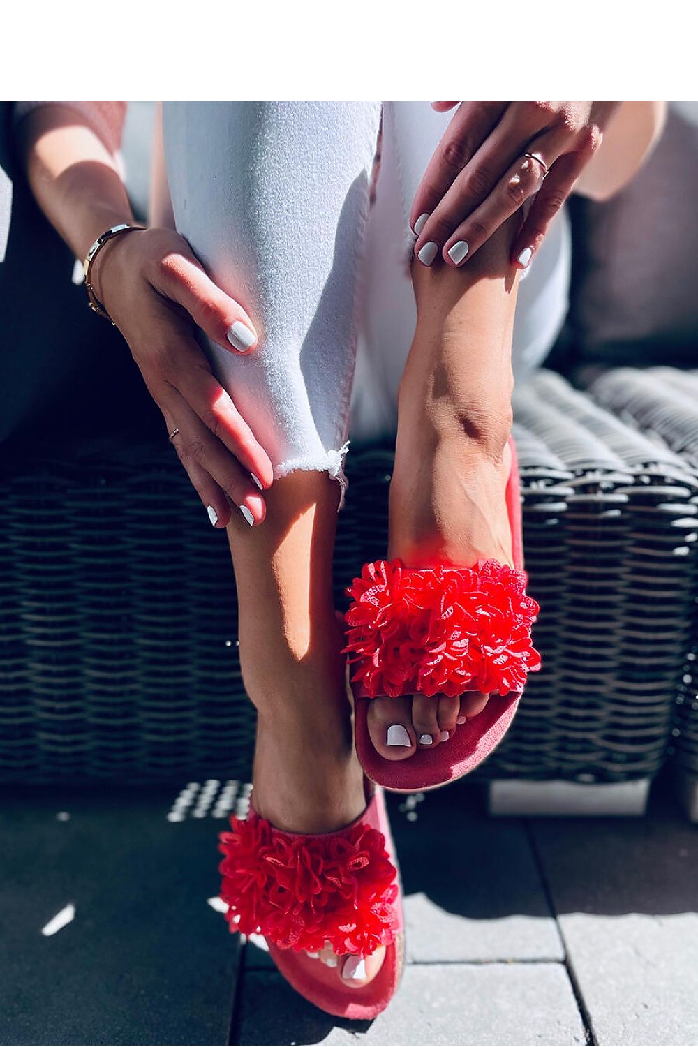 Clacquettes model 166410 Inello