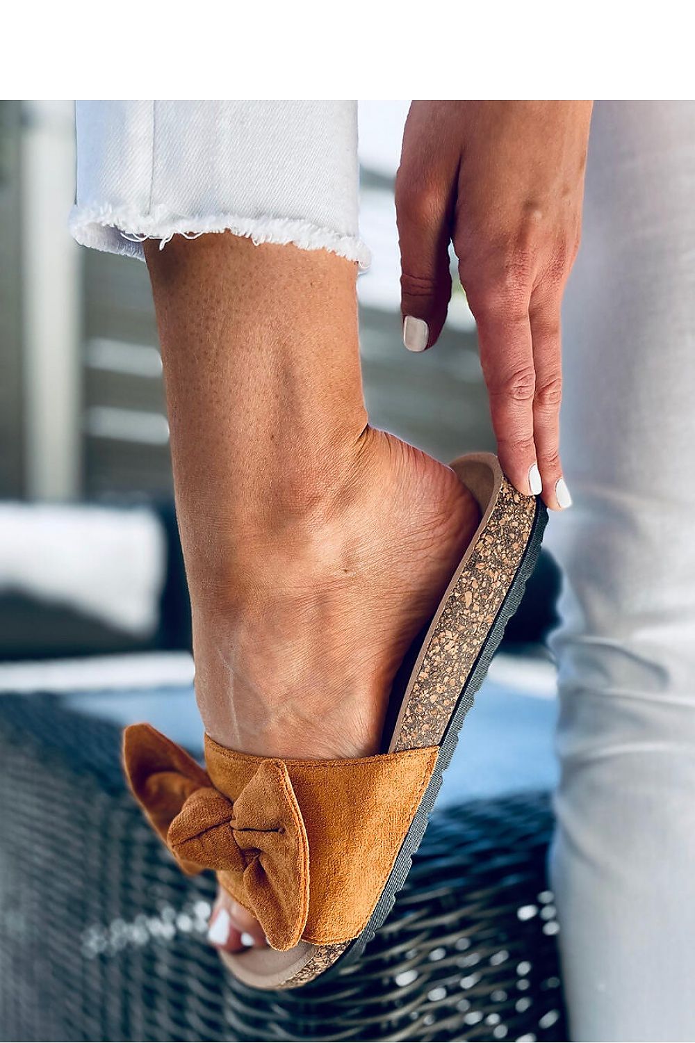 Clacquettes model 166516 Inello