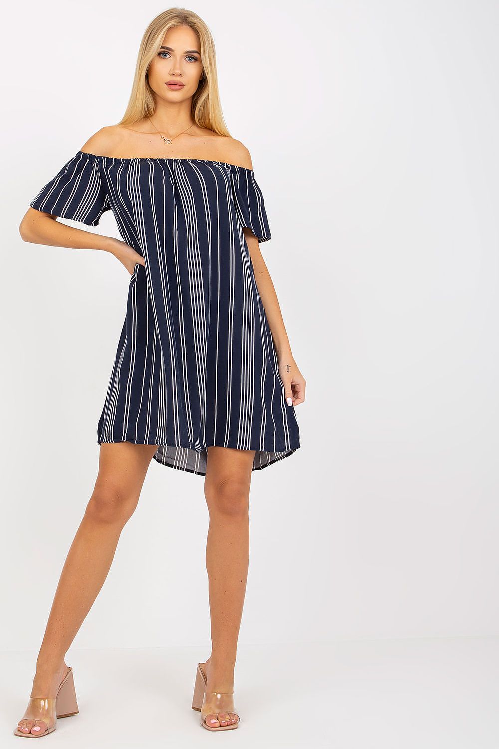 فستان نهاري موديل 182464 صنع حديثًا