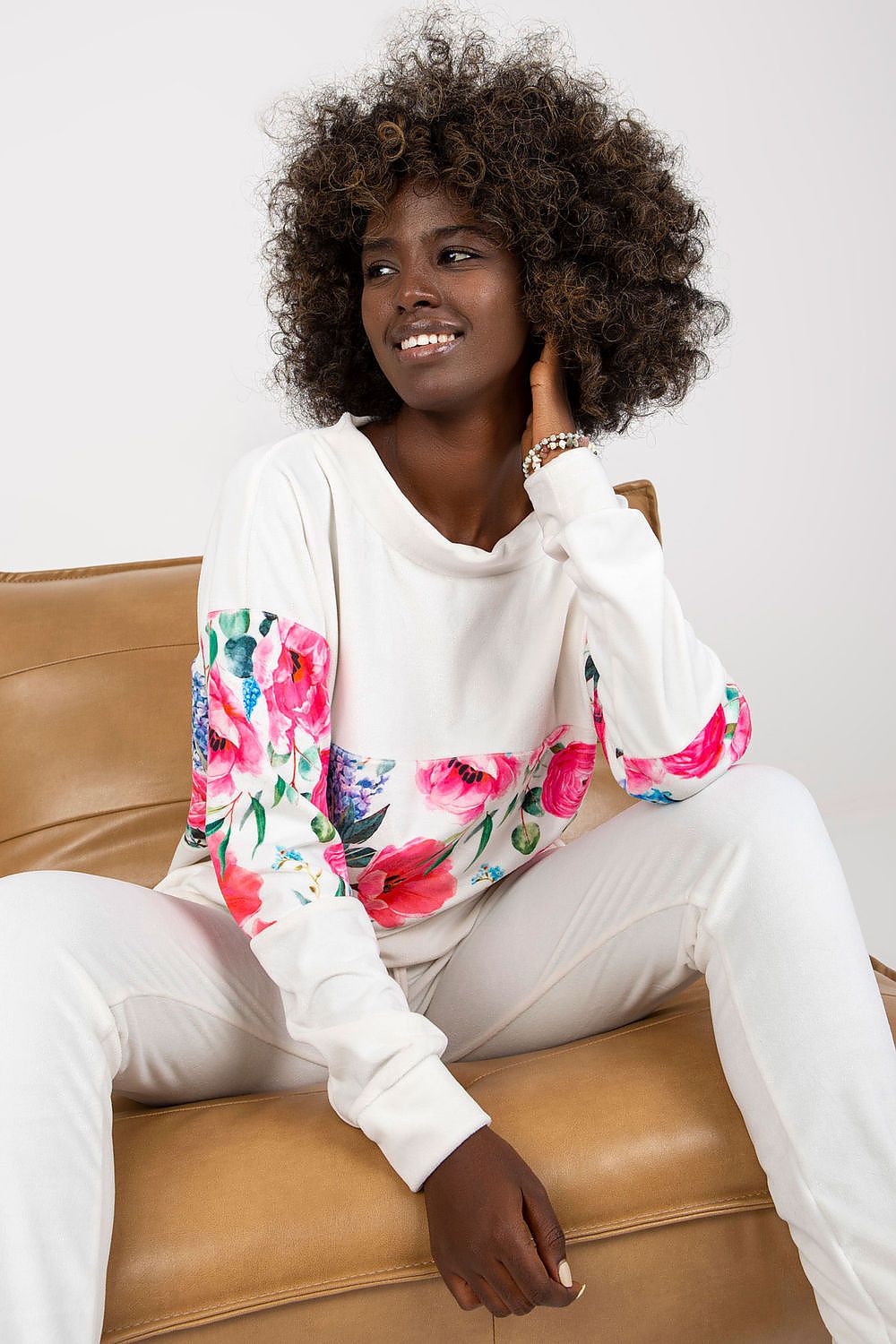 L`ensemble model 169458 Rue Paris
