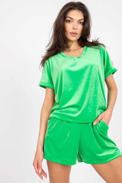 L`ensemble model 169480 Rue Paris