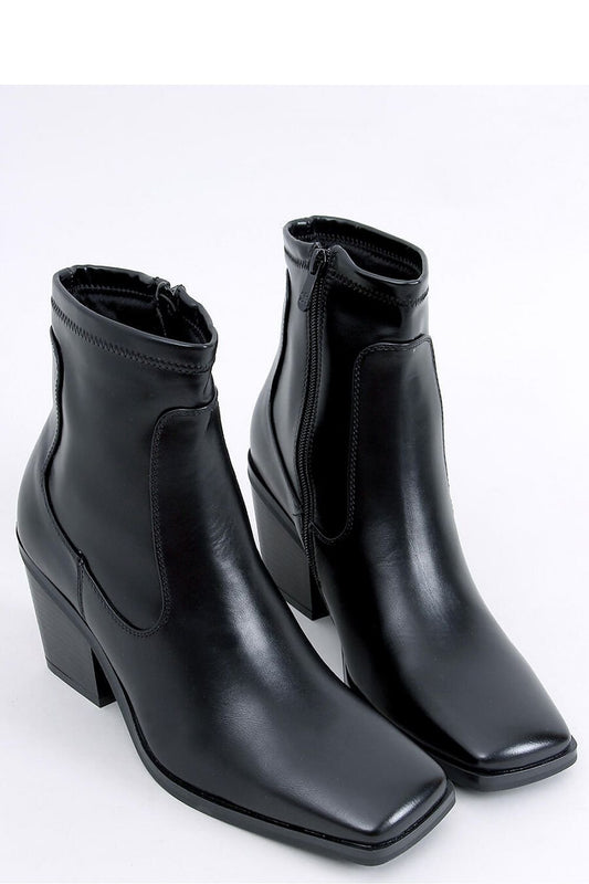 Heeled boots model 170593 Inello