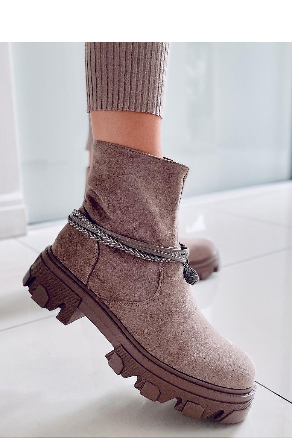 Bottes model 171501 Inello