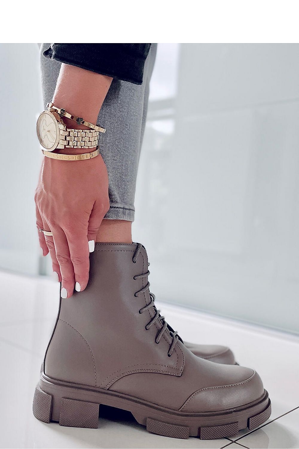 Bottes model 171607 Inello