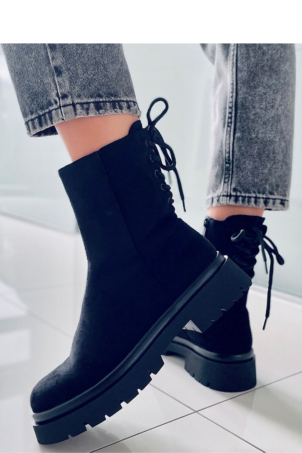 Bottes model 171633 Inello