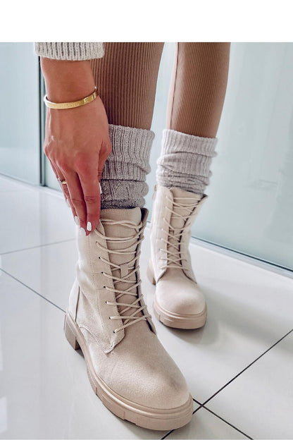 Bottes model 172858 Inello