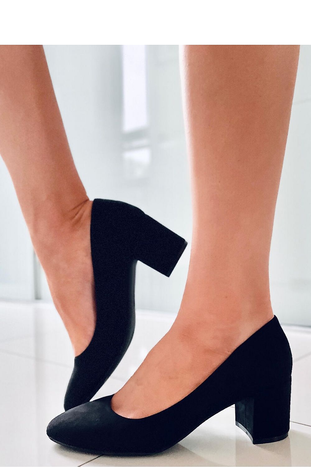 Wide heel pumps model 174108 Inello