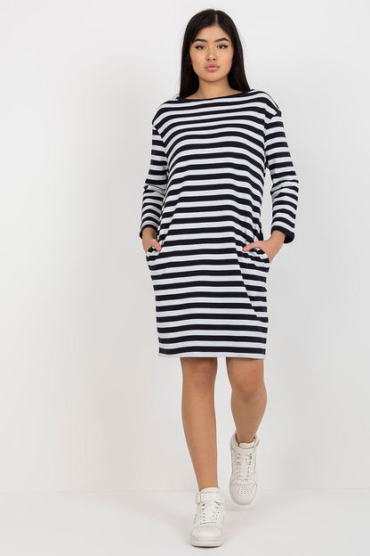 Robe de jour model 175116 Rue Paris