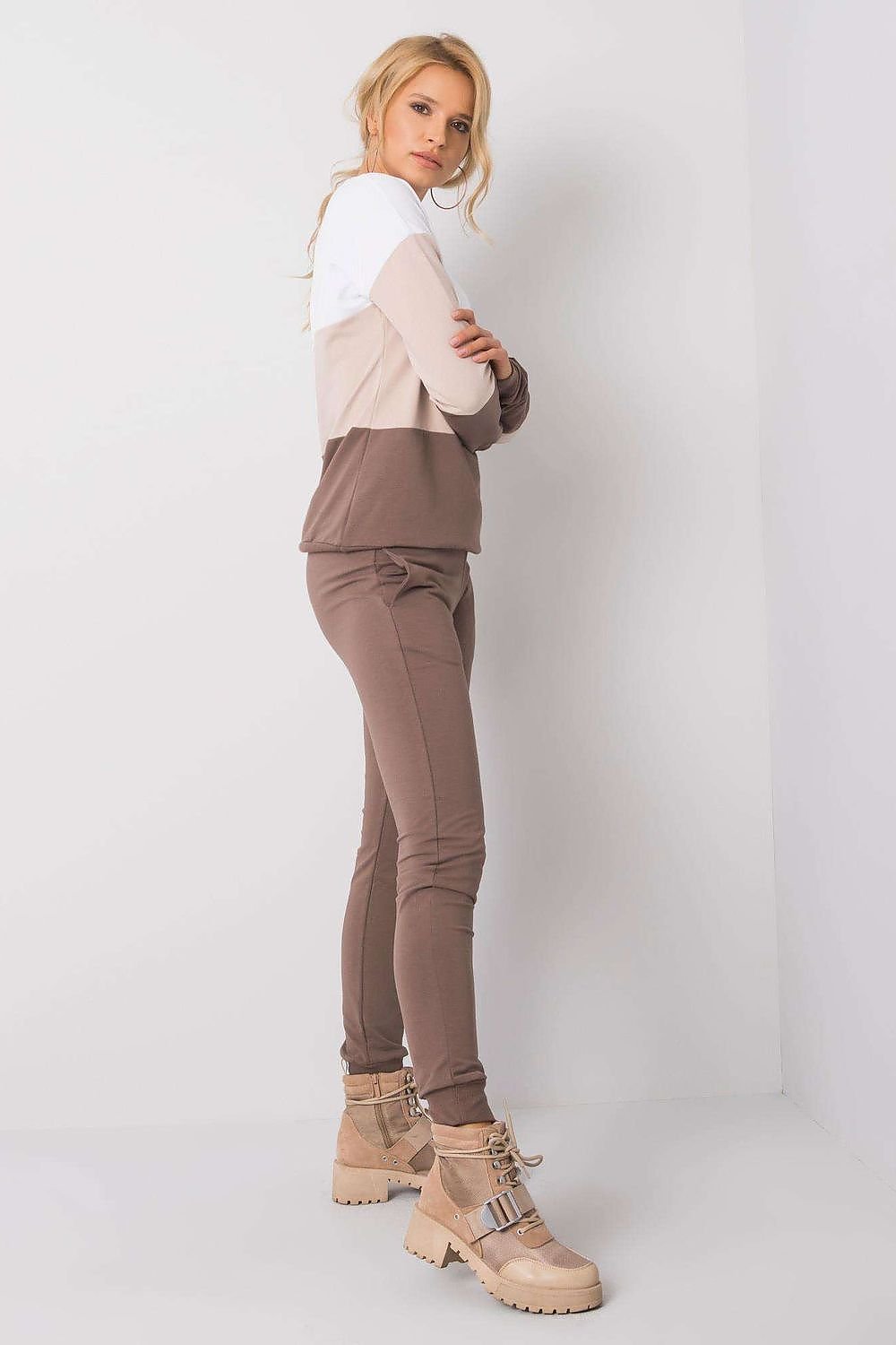 The model set 175129 Rue Paris