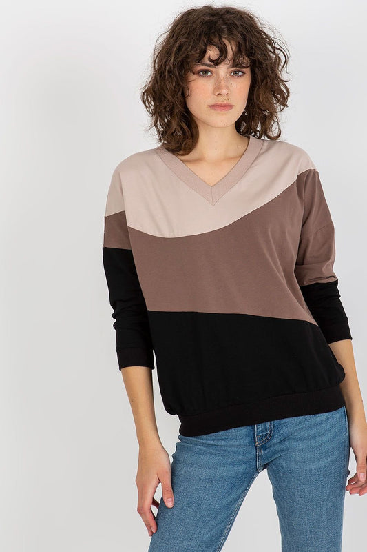 Sweatshirt model 175198 Relevancy