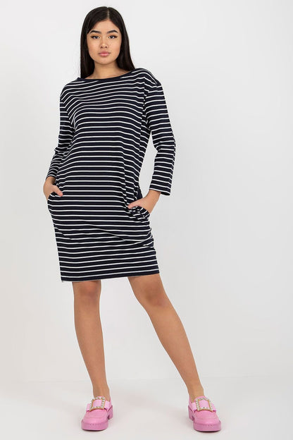 Robe de jour model 175411 Rue Paris