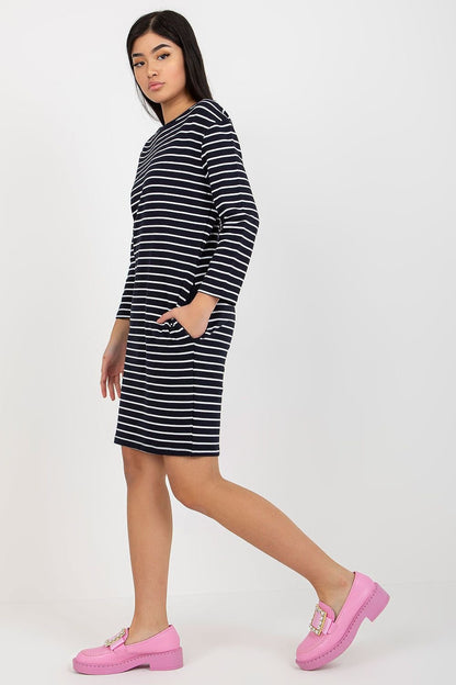 Robe de jour model 175411 Rue Paris