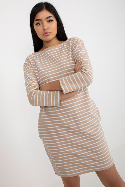 Robe de jour model 175411 Rue Paris
