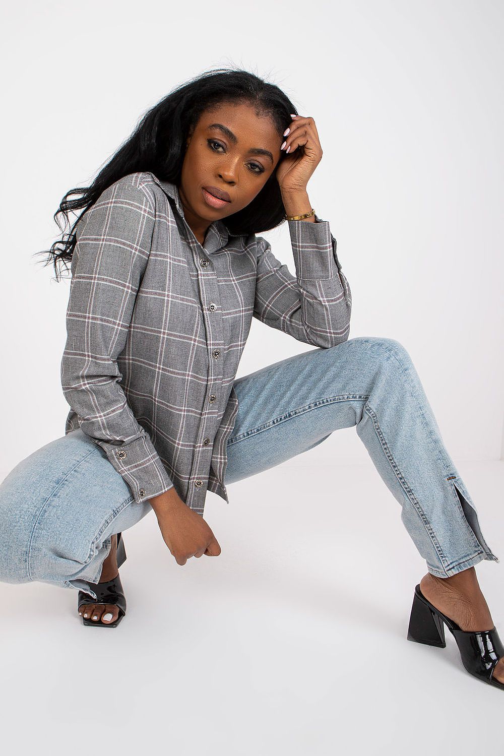 قميص بأكمام طويلة موديل 175485 لاكيرتا