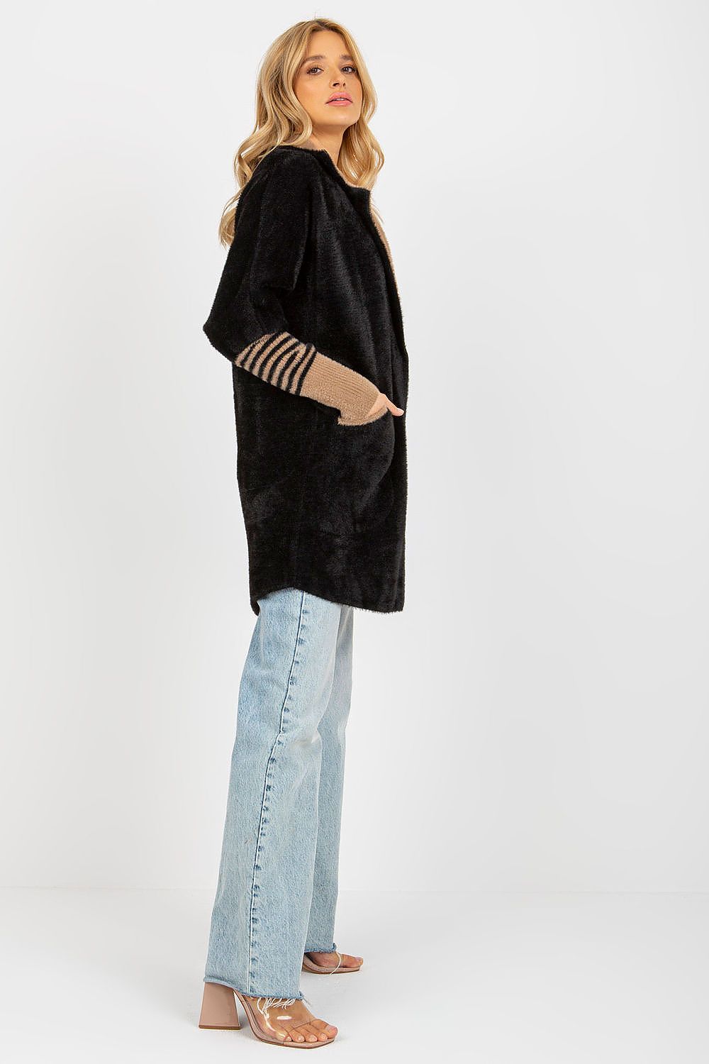  Manteau model 175957 MBM 