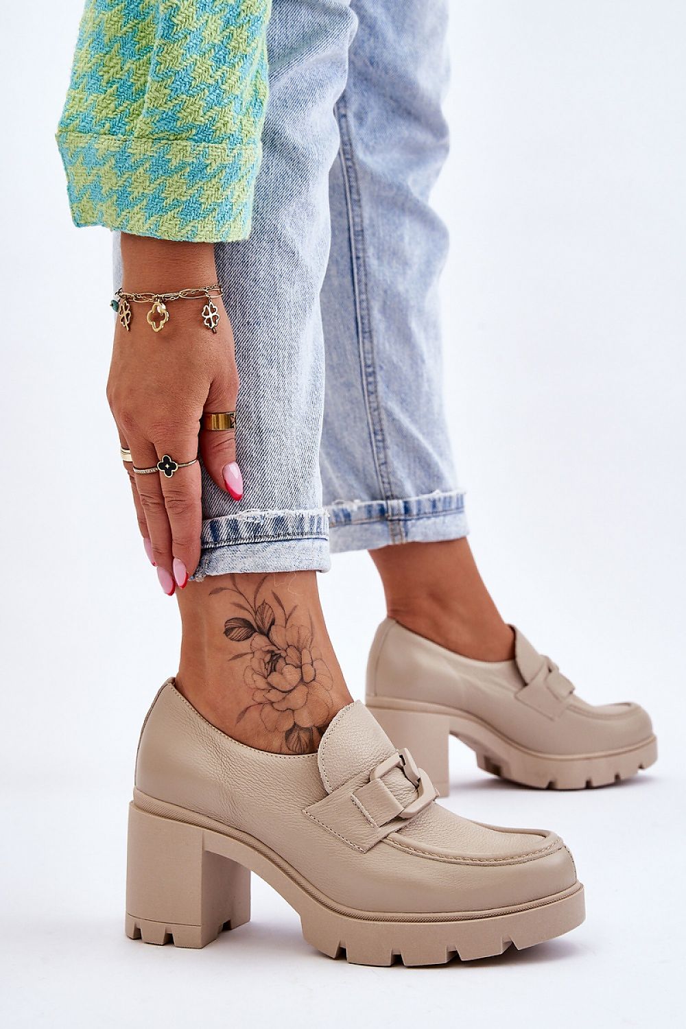 Low heeled shoes model 183960 Step in style