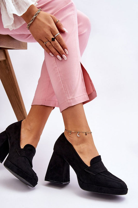 Step in style model 176813 heeled pumps