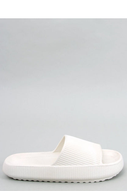 Clacquettes model 177366 Inello