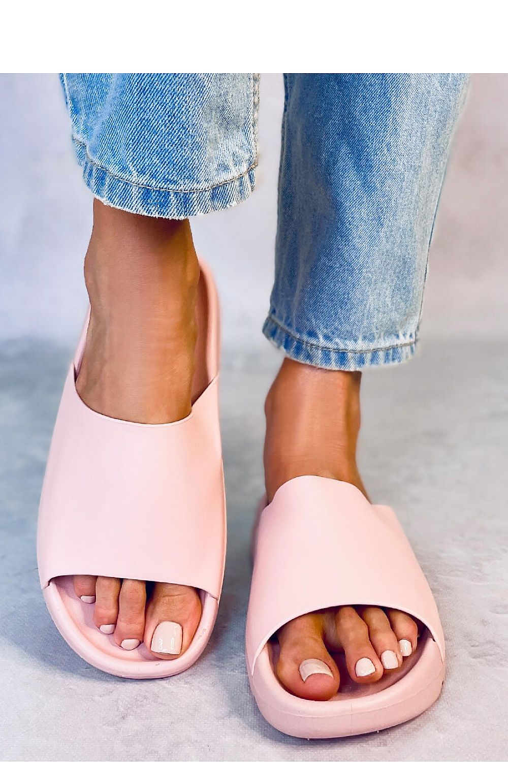  Clacquettes model 177632 Inello 