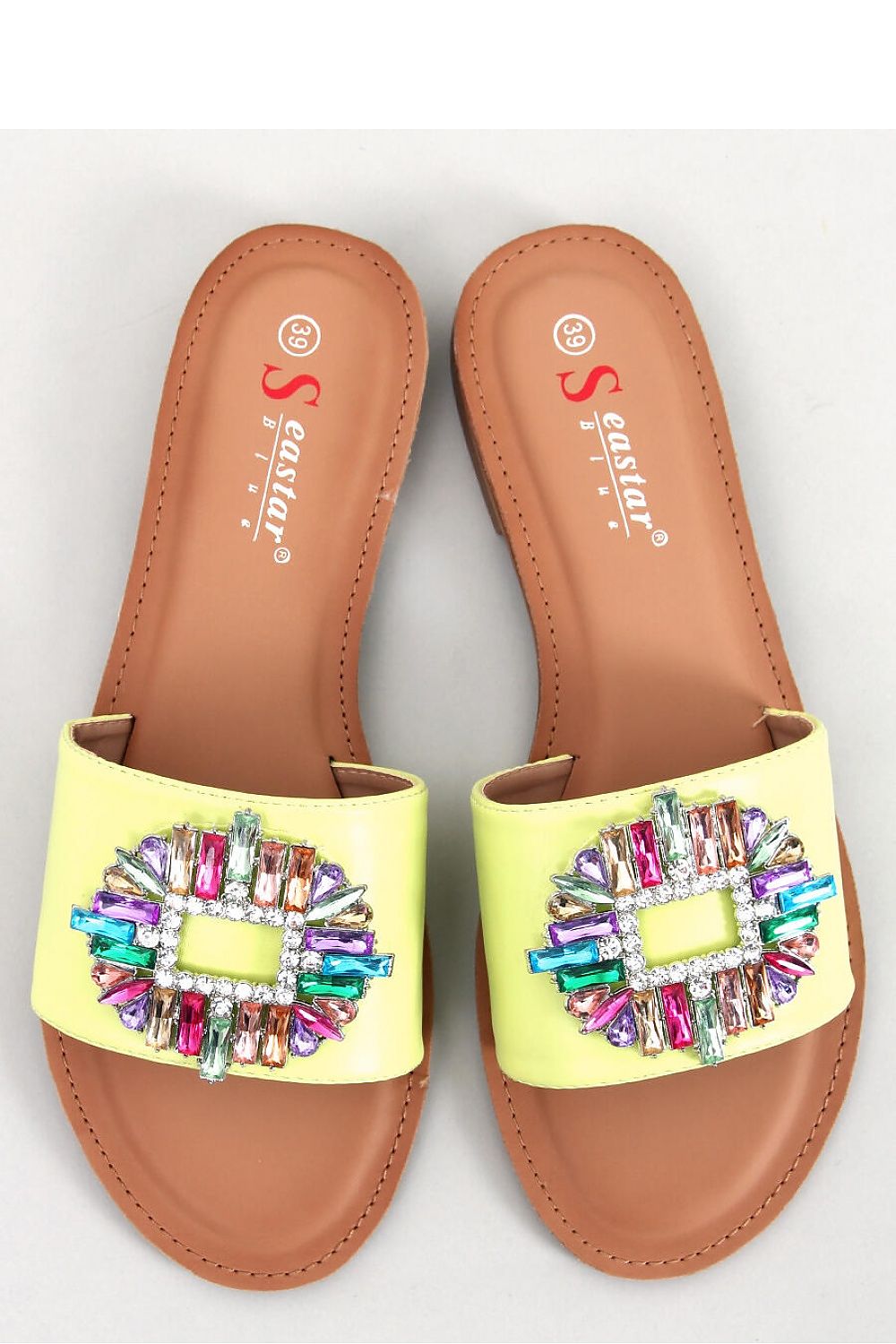 Clacquettes model 177823 Inello