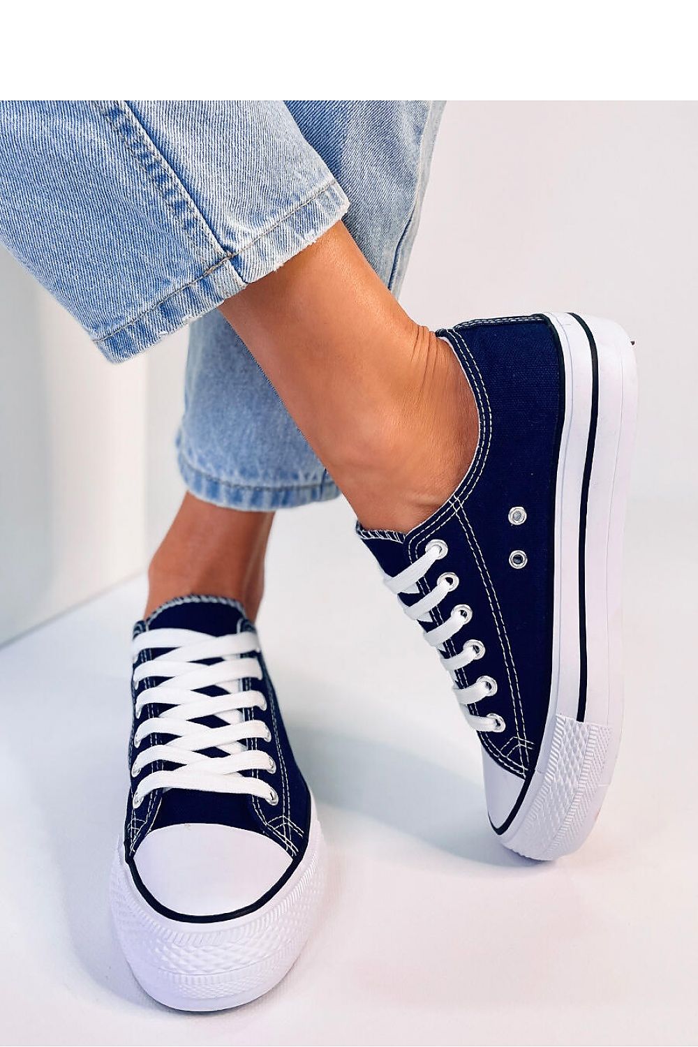 Inello model 178738 sneakers