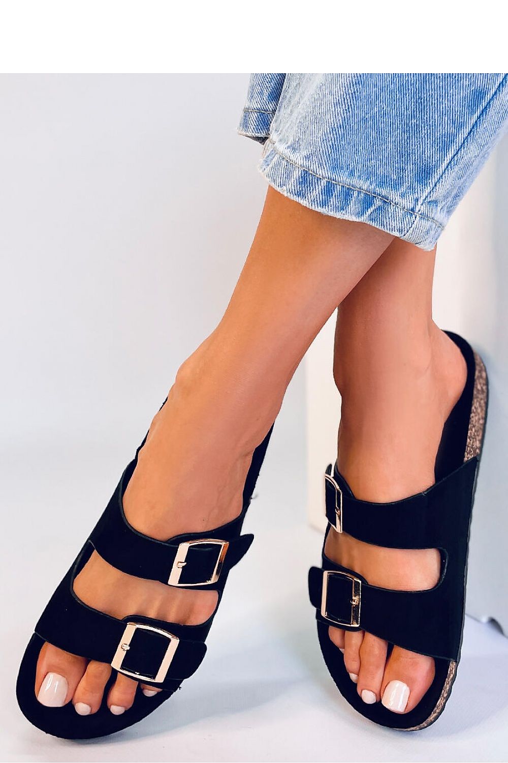 Clacquettes model 178748 Inello