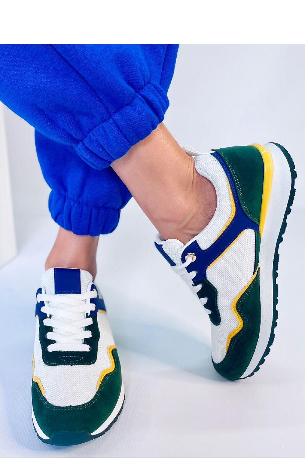 Sports shoes model 178774 Inello