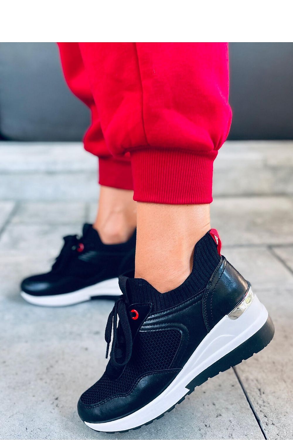 Sports shoes model 179169 Inello