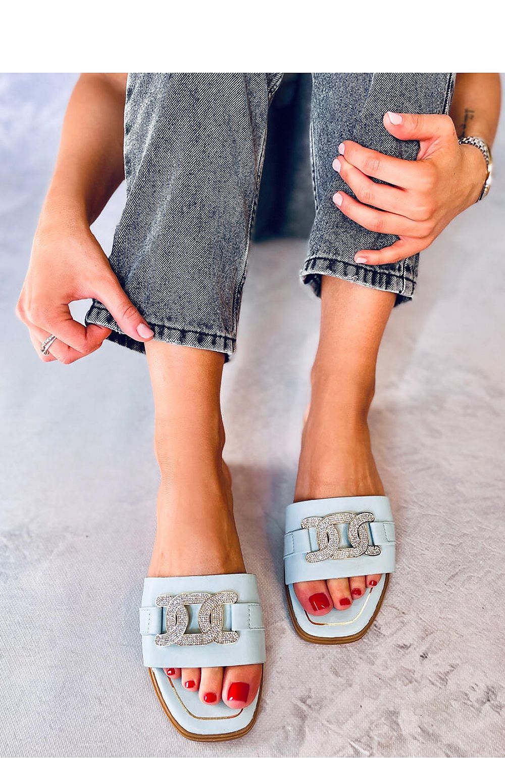 Slides model 179284 Inello