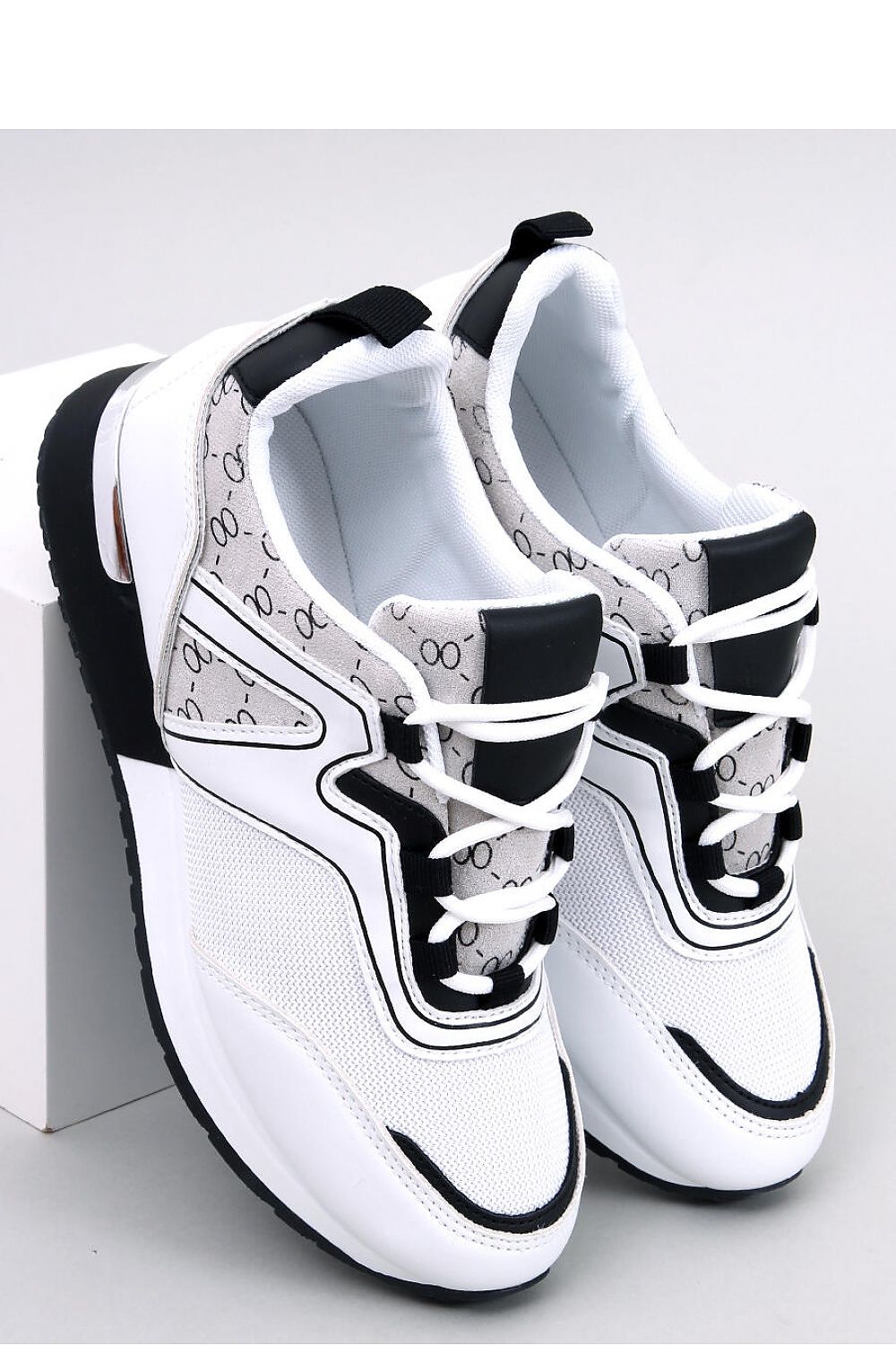 Sports shoes model 179304 Inello